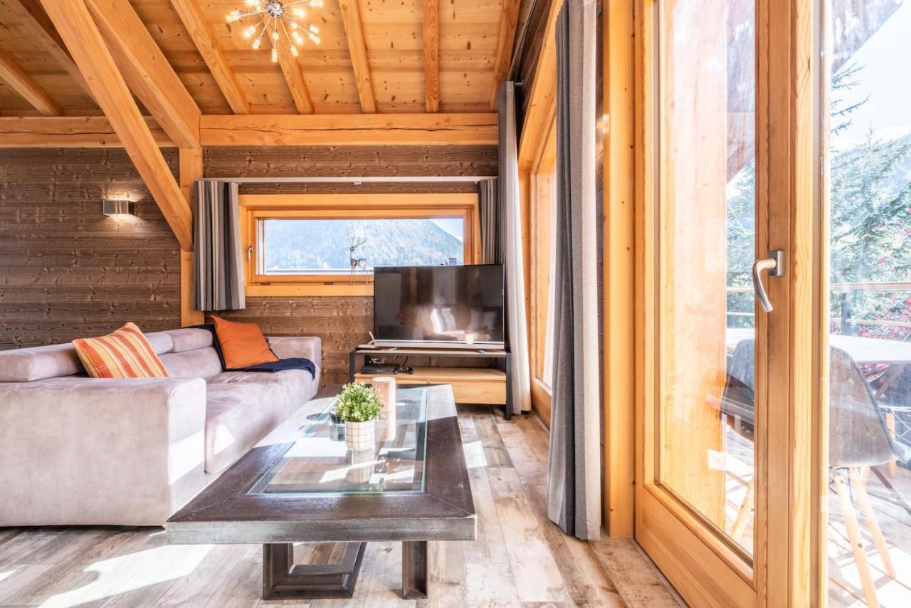 Chalet Hirondelle Morzine - By Emerald Stay ภายนอก รูปภาพ